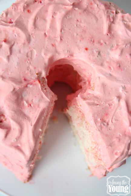 Peppermint Angel Food Cake