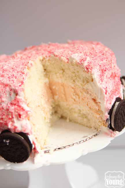 Peppermint cheesecake cake