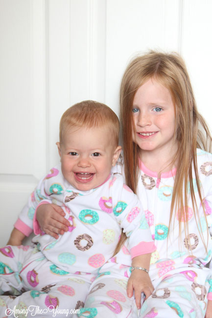 Carters best sale donut pajamas