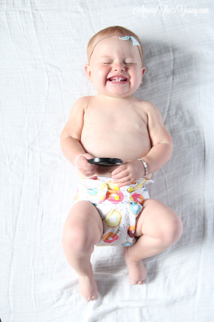  Smart Bottom Cloth Diapers review featured by top US lifestyle blog, Among the Young