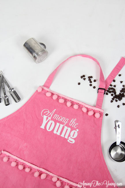 How to Use a Cricut Maker featured by top US craft blog Among the Young