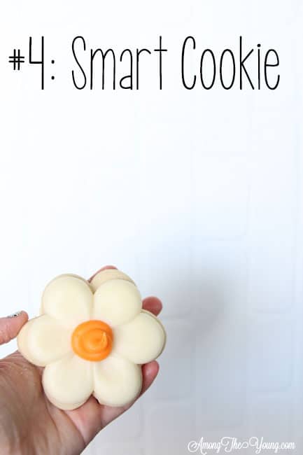 The Best Sugar Cookie in Utah featured by top Utah Foodie blog, Among the Young: image of Smart Cookie sugar cookie