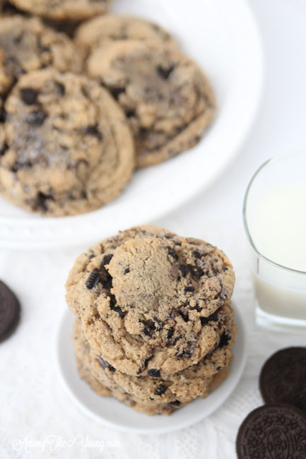 Browned Butter Cookies and Cream Cookies featured by top Utah Foodie blog, Among the Young: image of cookies and milk and Oreos | Browned Butter Chewy Cookies and Cream cookies by popular Utah food blog, Among the Young: image of browned butter cookies and cream cookies.