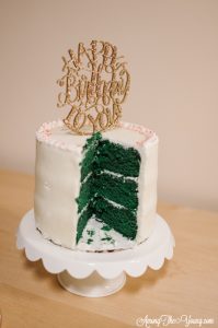 Birthday cake - green velvet